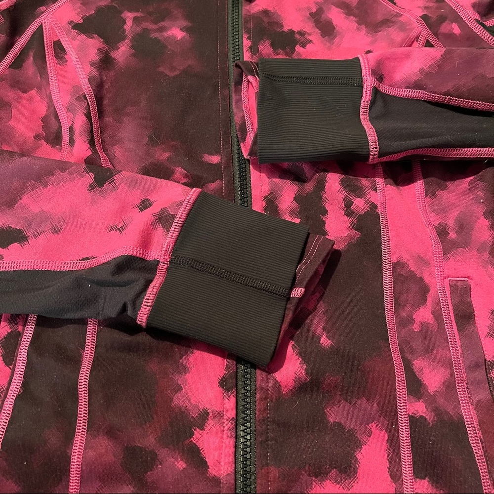 Lululemon Daily Practice Jacket - Picture 5 of 9